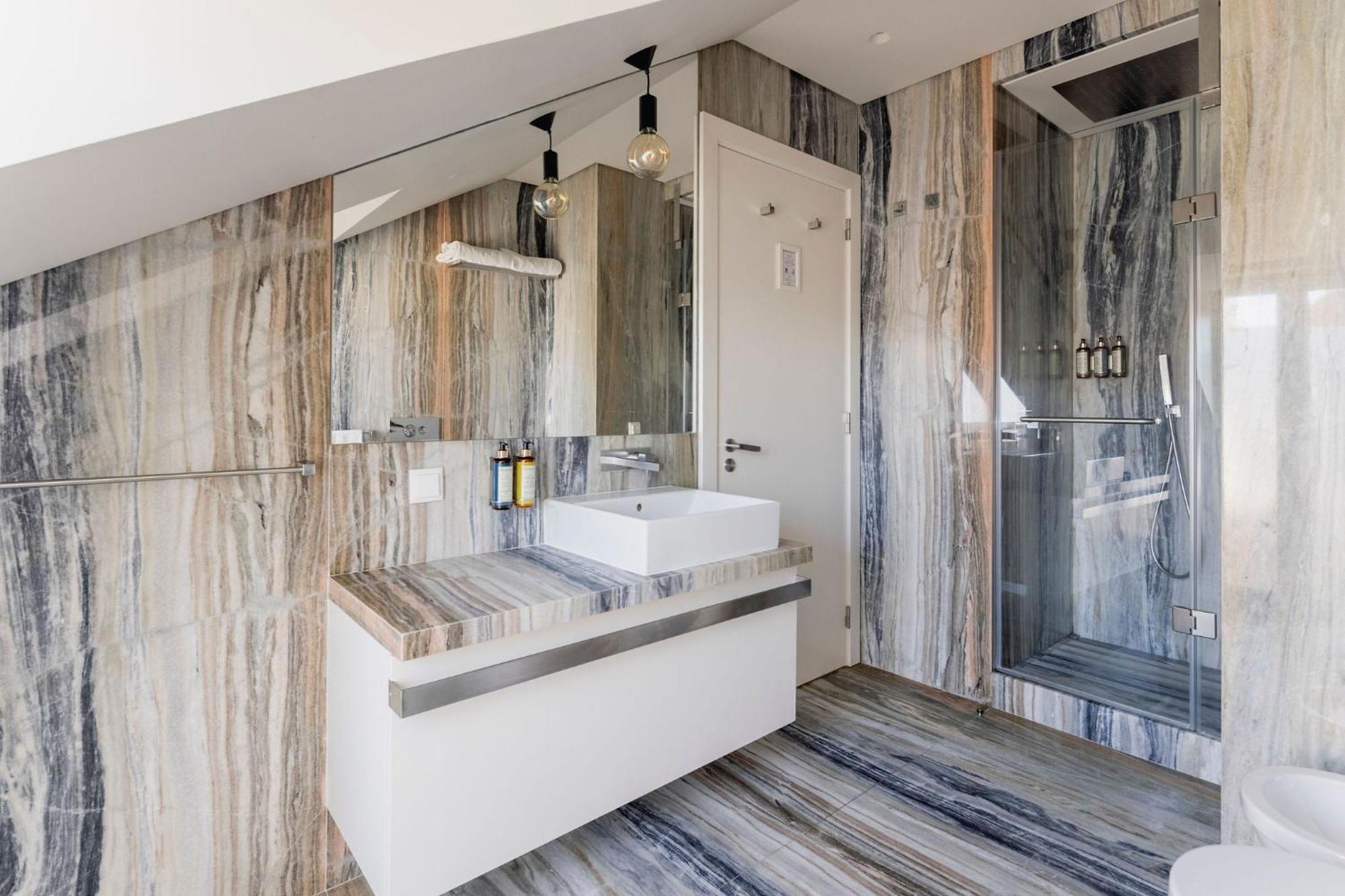 Chiado Square | Apartamento *